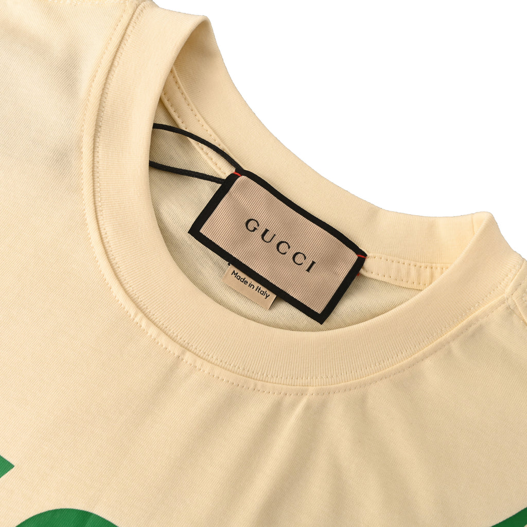 New brand new Gucci T-shirt